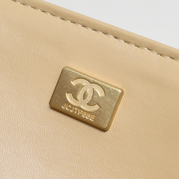 シャネルバッグ全体デザイン